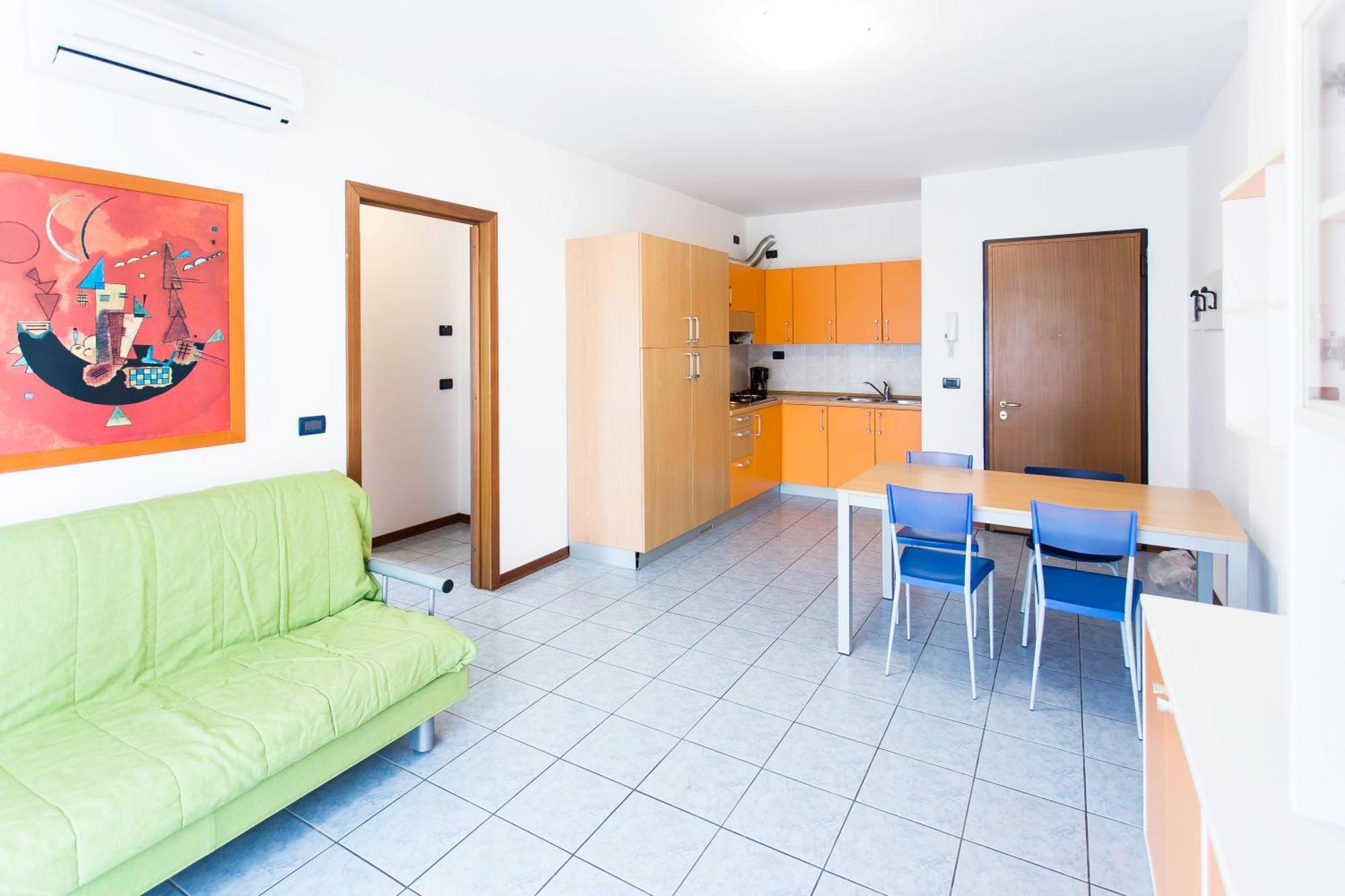 Altanea Apartments Con Piscina Caorle Bagian luar foto